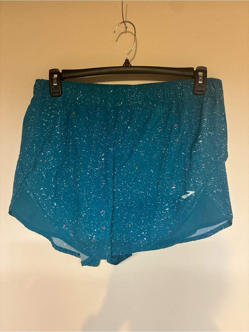 Brooks Teal Speckle Athletic Shorts - Women's